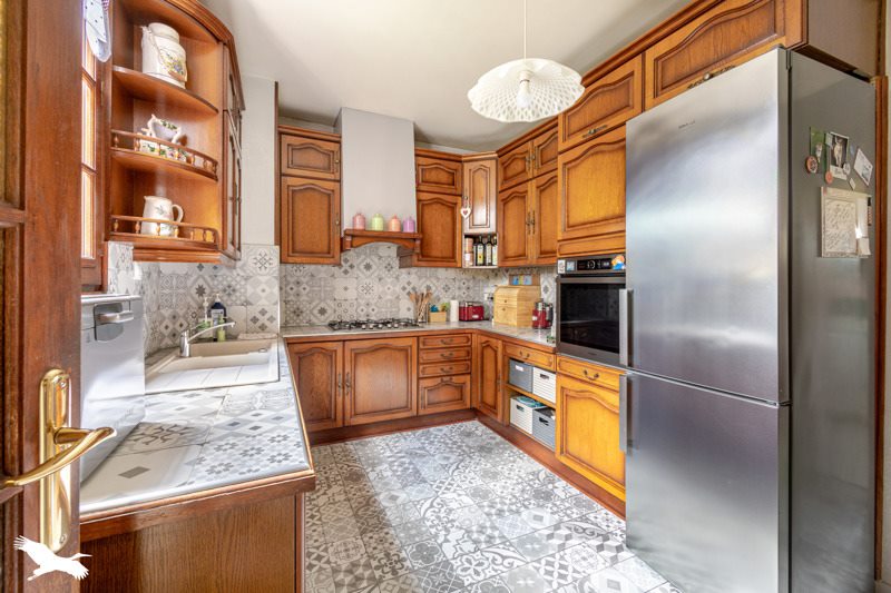 Vente Maison ST JUNIEN - 7 pièces -185 m² - (87200)