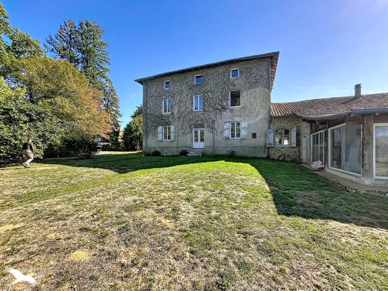 Maison 10 pièces 338 m² · à Saint-Brice-sur-Vienne · 338 m² · 348 480 €