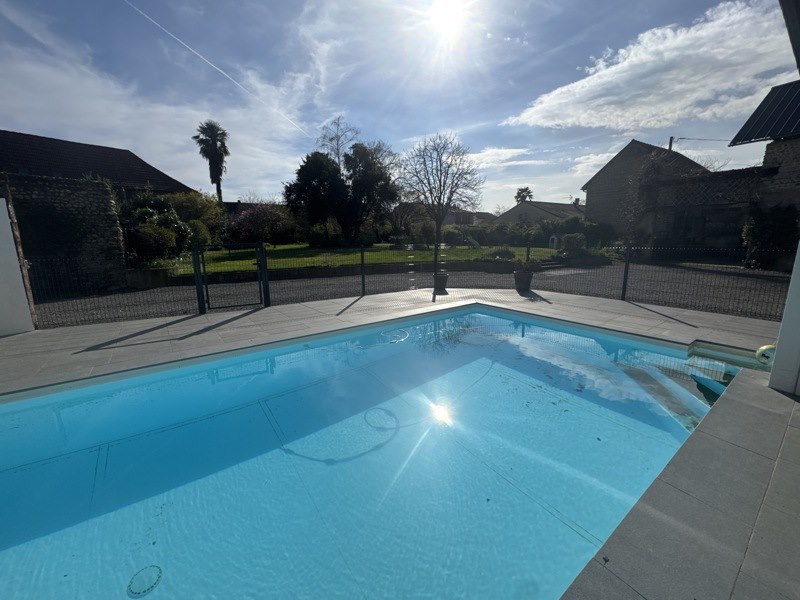 Vente Maison BOURS - 7 pièces -174 m² - (65460)