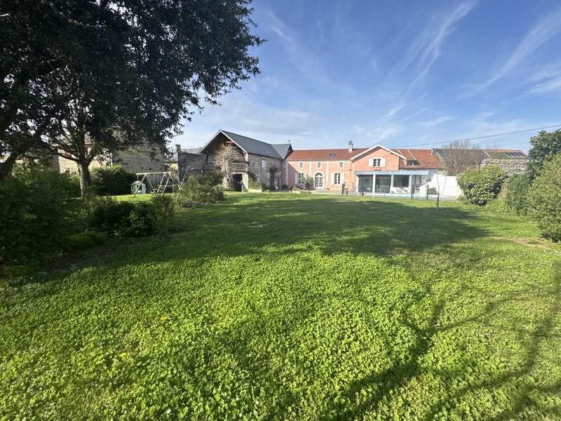 Vente Maison BOURS - 7 pièces -174 m² - (65460)