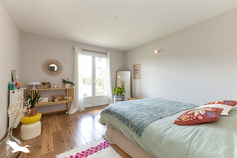Vente Maison MONTIGNAC - 9 pièces -248 m² - (65690)
