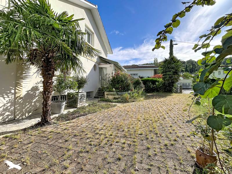Vente Maison BARBAZAN DEBAT - 6 pièces -143 m² - (65690)