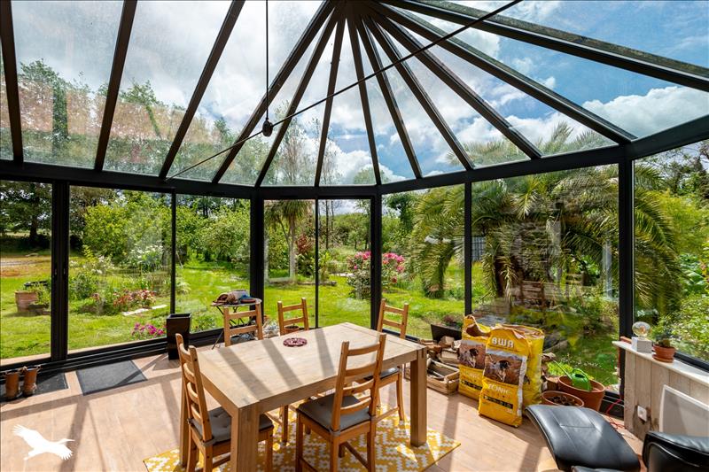 Vente Maison KERNOUES - 8 pièces -141 m² - (29260)