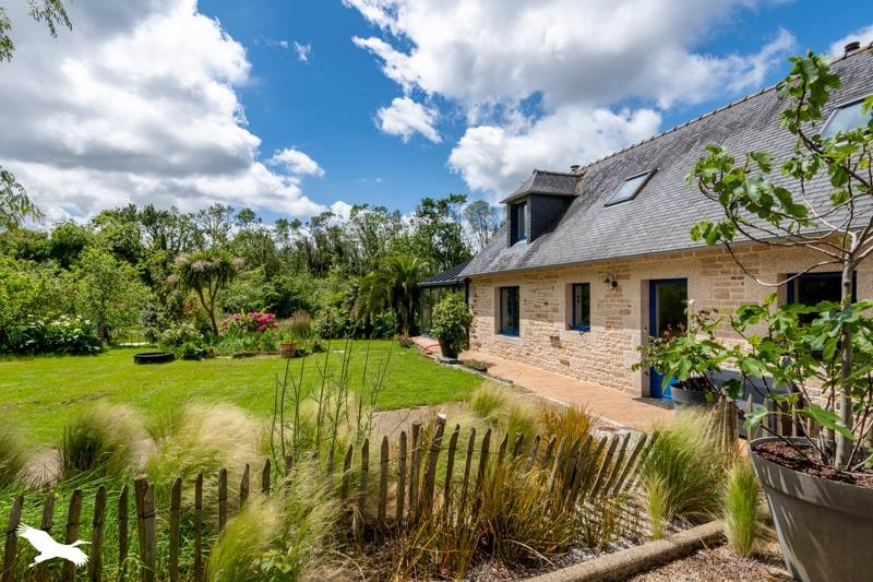 Vente Maison KERNOUES 29260 8 pièces - 141 m²