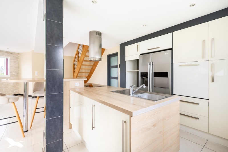 Vente Maison LE FOLGOET - 7 pièces -160 m² - (29260)