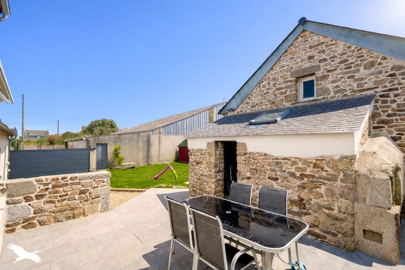 Vente Maison TREGARANTEC - 6 pièces -85 m² - (29260)