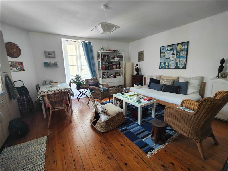 Vente Appartement DOUARNENEZ - 2 pièces -47,5 m² - (29100)