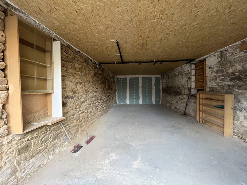 Vente Parking DOUARNENEZ - 1 pièce -  42 m² - (29100)