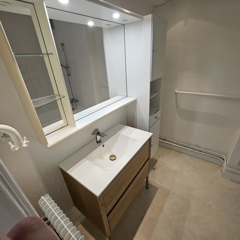 Vente Appartement DOUARNENEZ - 3 pièces -65 m² - (29100)