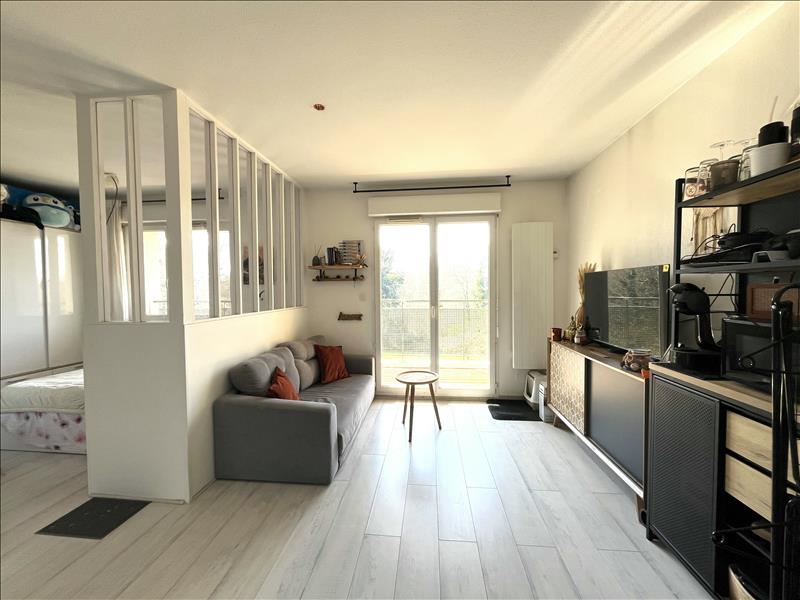 Vente Appartement SALLES - 1 pièce -31 m² - (33770)