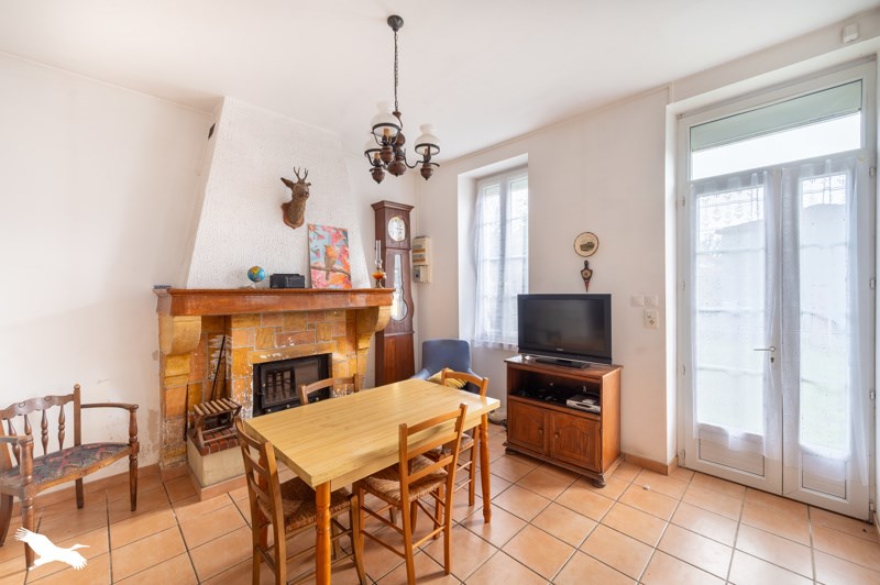 Vente Maison SALLES - 6 pièces -160 m² - (33770)