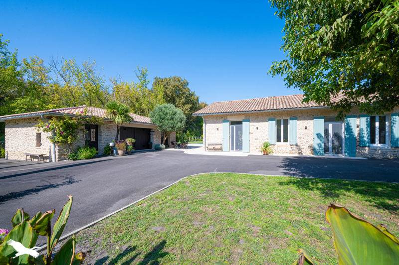 Vente Maison SALLES - 3 pièces -100 m² - (33770)