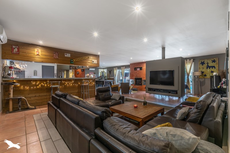 Vente Maison SALLES - 8 pièces -270 m² - (33770)