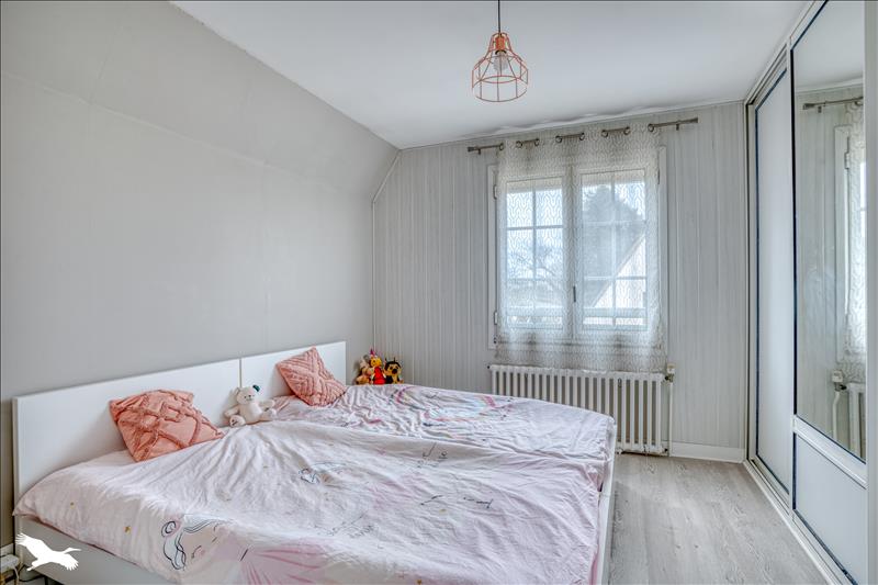 Vente Maison PORT STE FOY ET PONCHAPT - 5 pièces -165 m² - (33220)