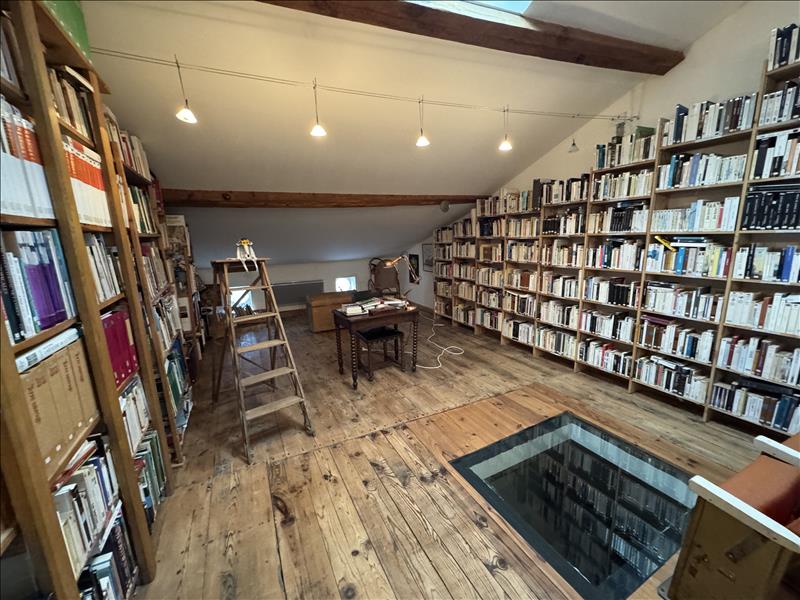 Vente Maison PORT STE FOY ET PONCHAPT - 6 pièces -225 m² - (33220)
