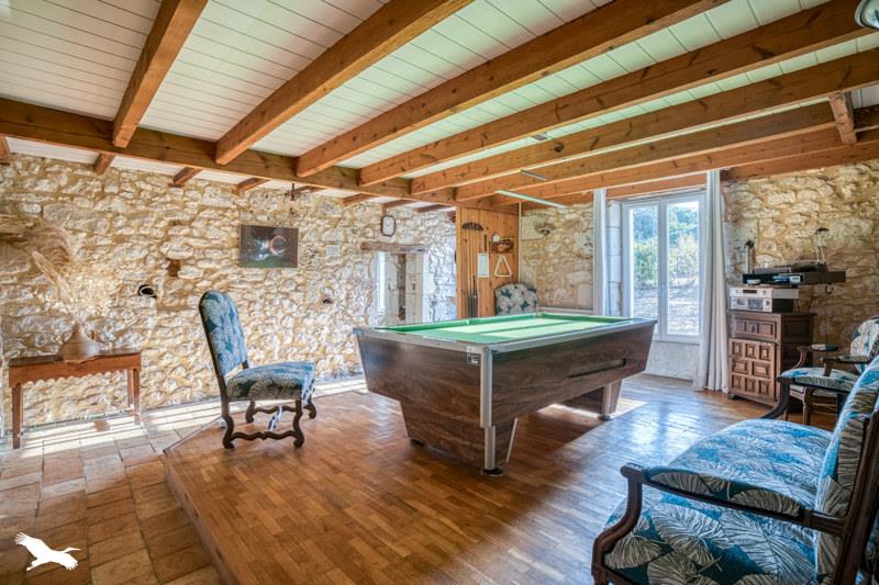 Vente Maison RIOCAUD - 7 pièces -181 m² - (33220)