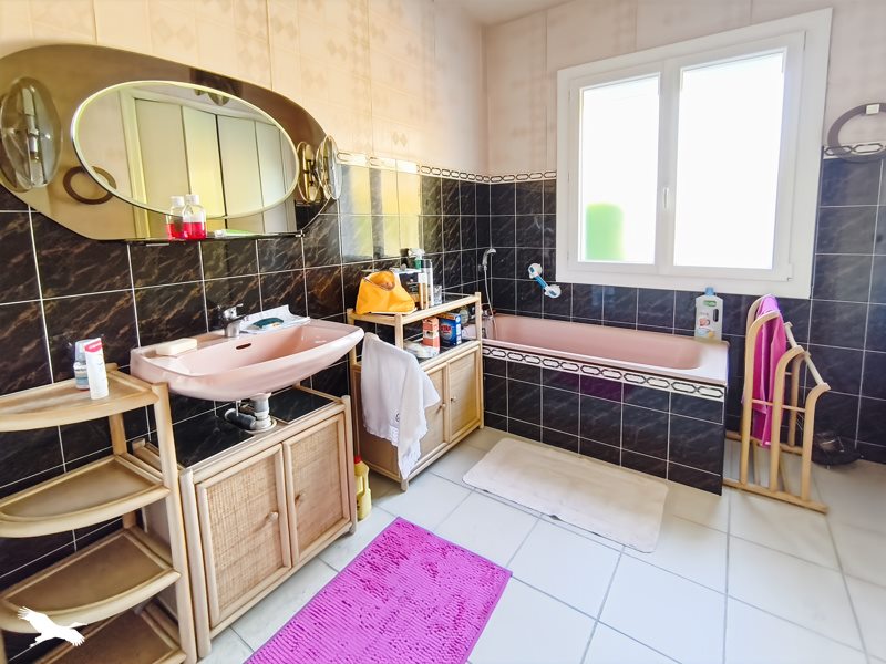 Vente Maison PINEUILH - 3 pièces -103 m² - (33220)