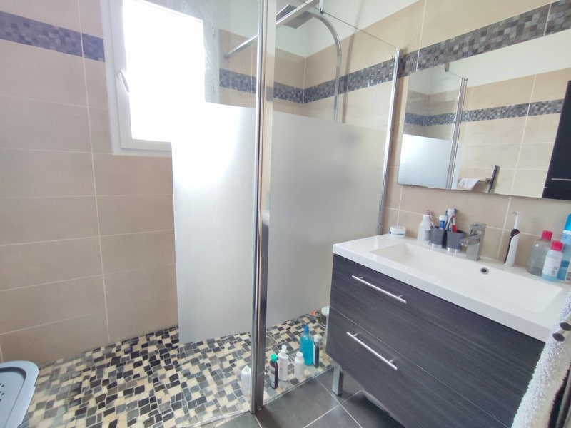 Vente Maison PINEUILH - 6 pièces -110 m² - (33220)