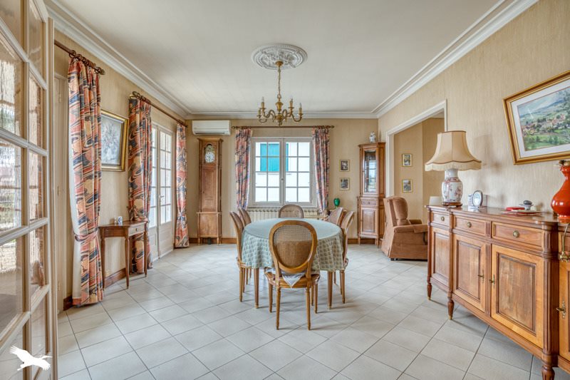 Vente Maison PINEUILH - 4 pièces -163 m² - (33220)