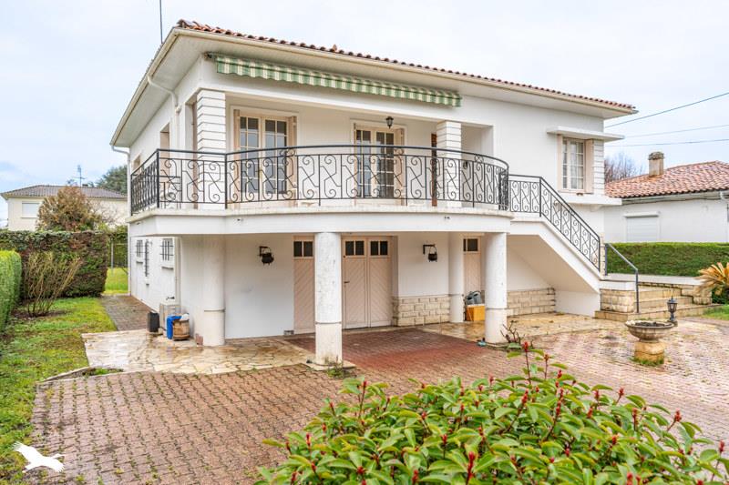 Vente Maison PINEUILH - 4 pièces -163 m² - (33220)