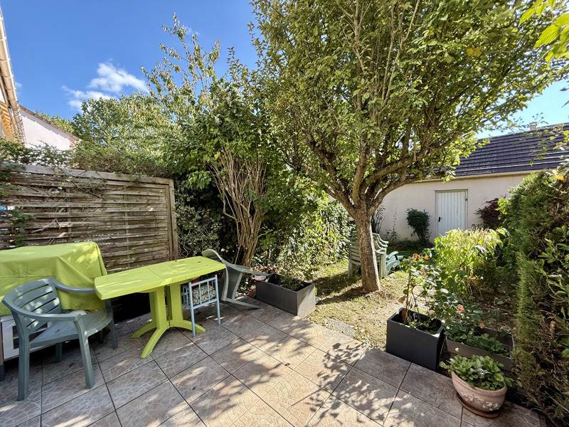 Vente Maison GUYANCOURT - 4 pièces -75 m² - (78280)