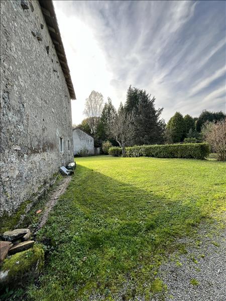 Vente Maison AMBAZAC - 4 pièces -98 m² - (87240)