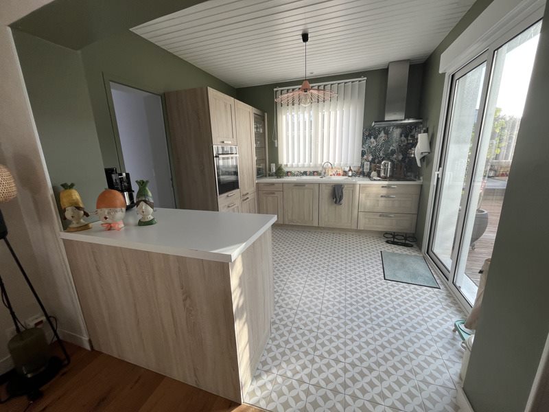 Vente Maison BREUILLET - 4 pièces -110 m² - (17920)