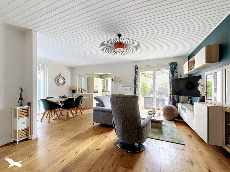 Vente Maison BREUILLET - 4 pièces -110 m² - (17920)
