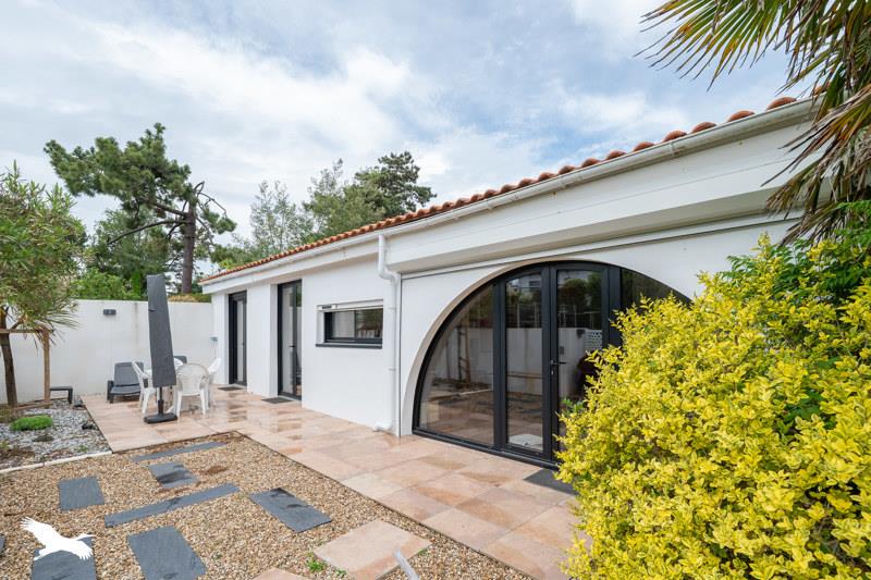 Vente Maison VAUX SUR MER - 8 pièces -246 m² - (17640)
