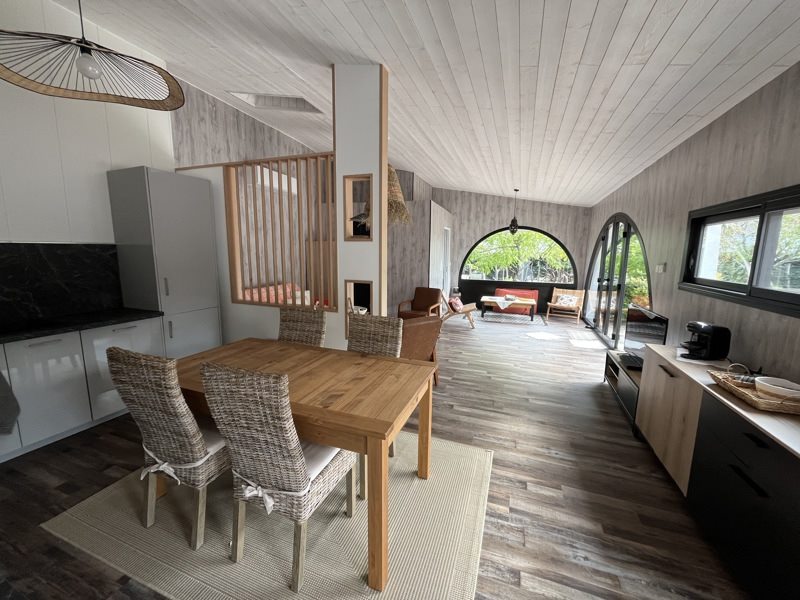 Vente Maison VAUX SUR MER - 8 pièces -246 m² - (17640)