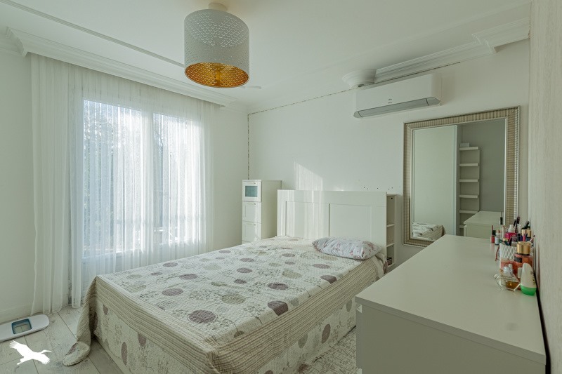 Vente Maison CENON - 10 pièces -291 m² - (33150)