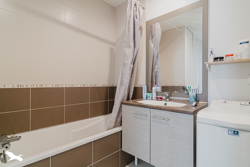 Vente Appartement LYON 08 - 3 pièces -66 m² - (69008)