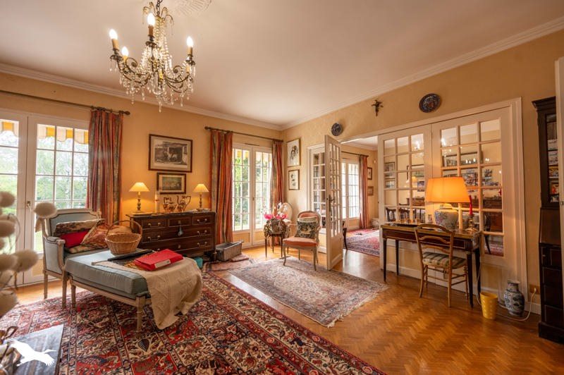 Vente Maison BOURGES - 8 pièces -191 m² - (18000)