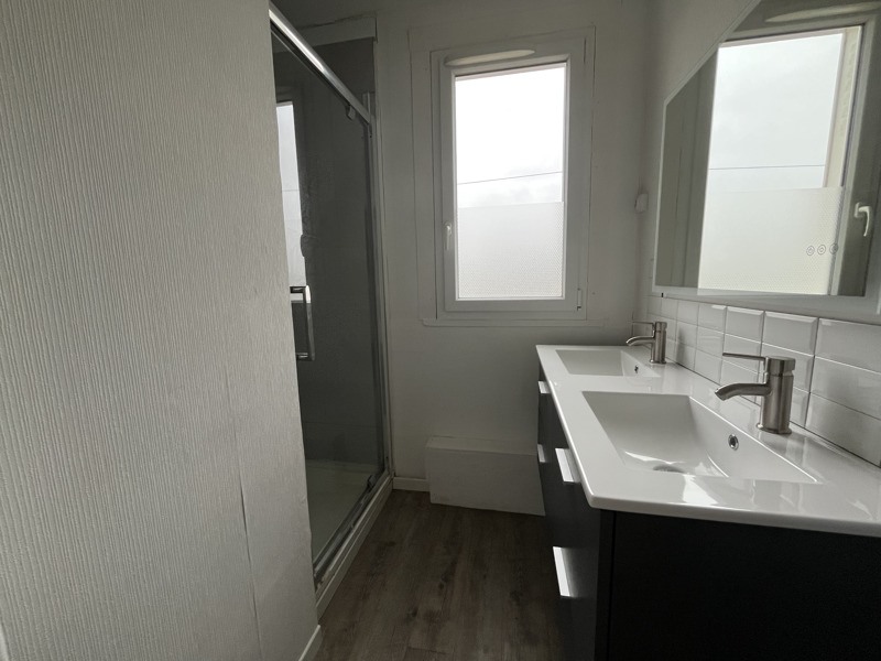Vente Maison ST DOULCHARD - 5 pièces -82 m² - (18230)