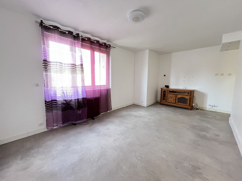 Vente Maison BOURGES - 5 pièces -81 m² - (18000)