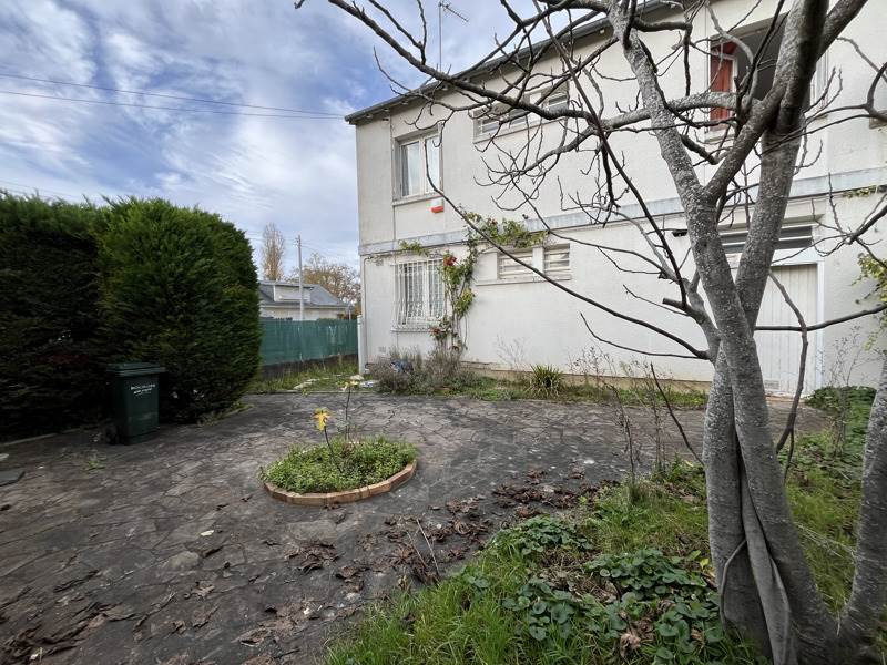 Vente Maison BOURGES - 5 pièces -81 m² - (18000)