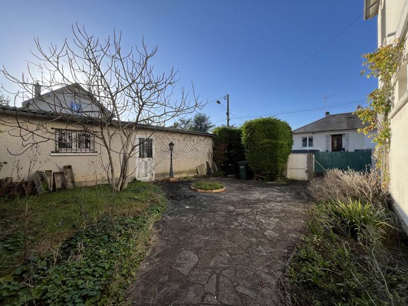 Vente Maison BOURGES - 5 pièces -81 m² - (18000)