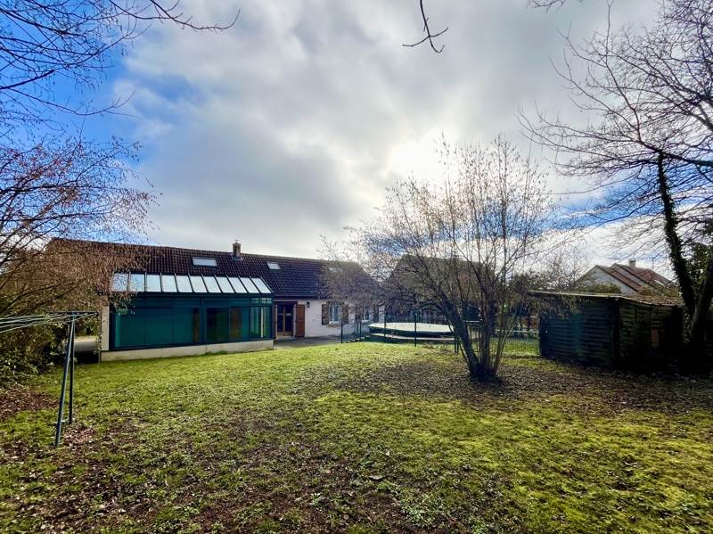 Vente Maison STE SOLANGE - 7 pièces -142 m² - (18220)