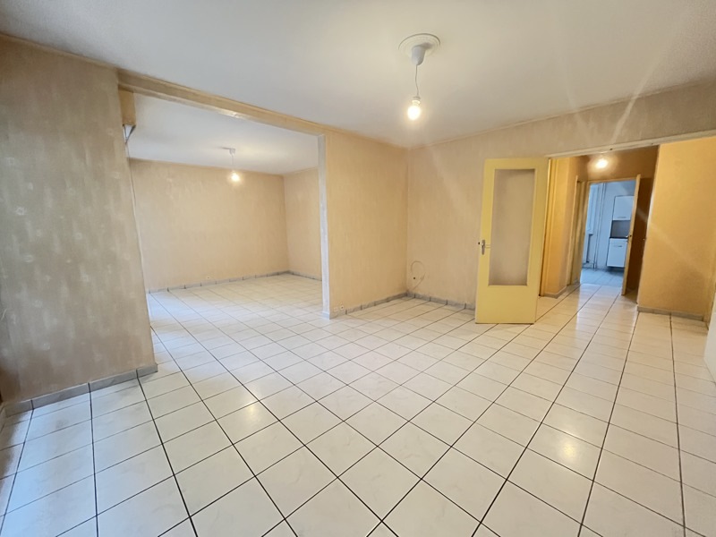 Vente Appartement BOURGES - 3 pièces -81 m² - (18000)