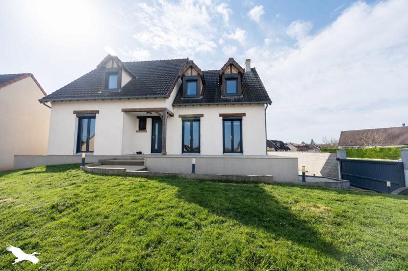 Vente Maison ST DOULCHARD - 7 pièces -190 m² - (18230)