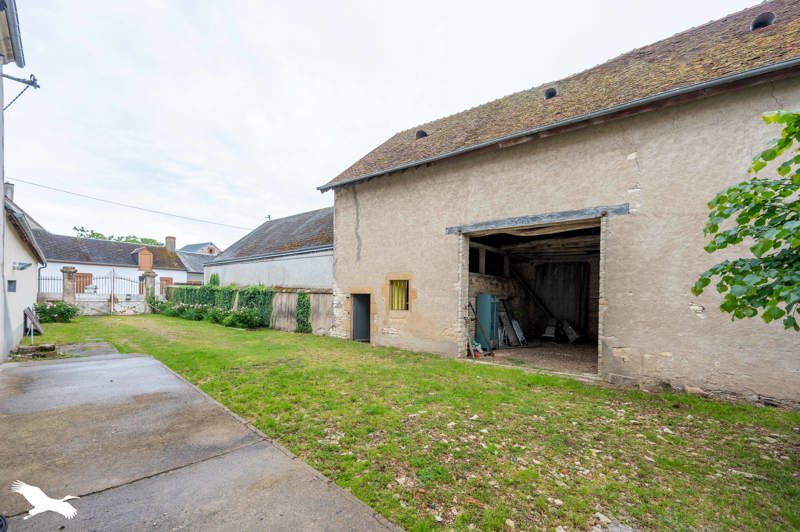 Vente Maison BENGY SUR CRAON - 7 pièces -187 m² - (18520)