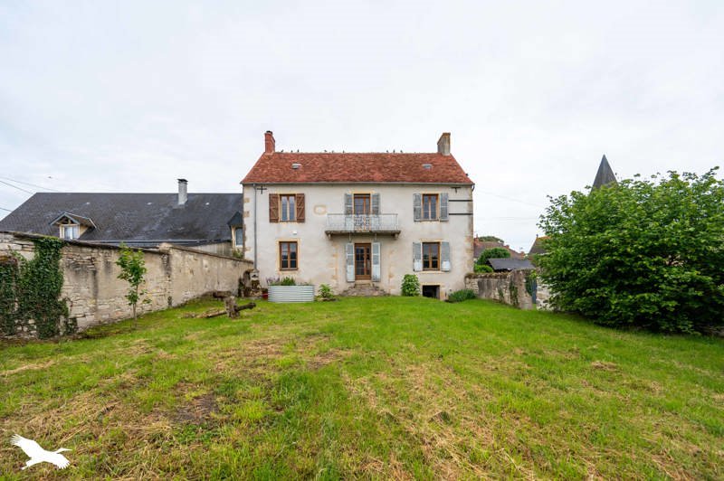 Vente Maison BENGY SUR CRAON - 7 pièces -187 m² - (18520)