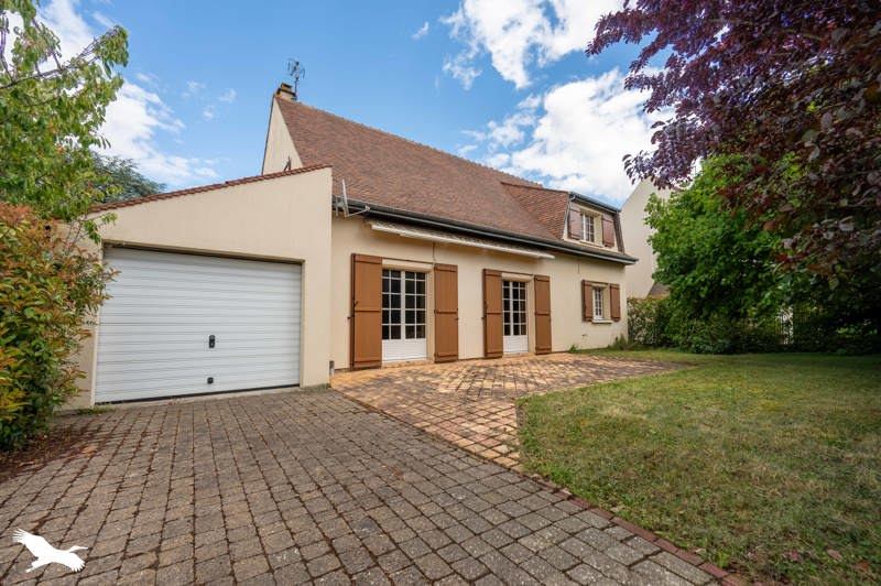 Maison 6 pièces 137 m² · à Bourges · 137 m² · 223 000 €