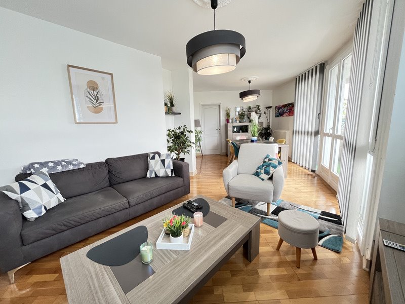 Vente Appartement BOURGES - 5 pièces -92 m² - (18000)