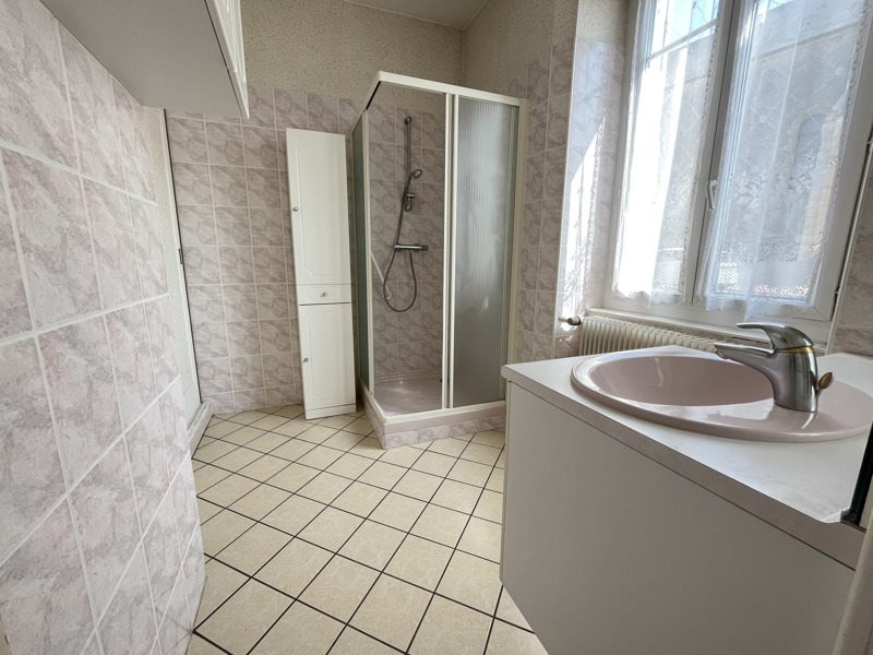 Vente Maison VILLABON - 5 pièces -108 m² - (18800)