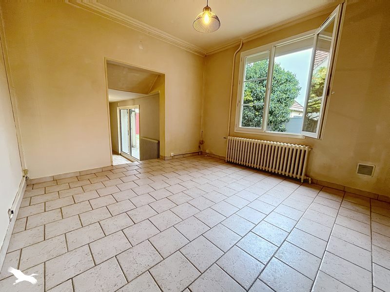Vente Maison Bourges - 6 pièces -104 m² - (18000)