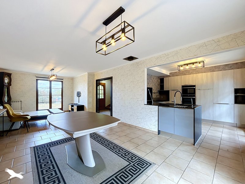 Vente Maison BOURGES - 5 pièces -143 m² - (18000)