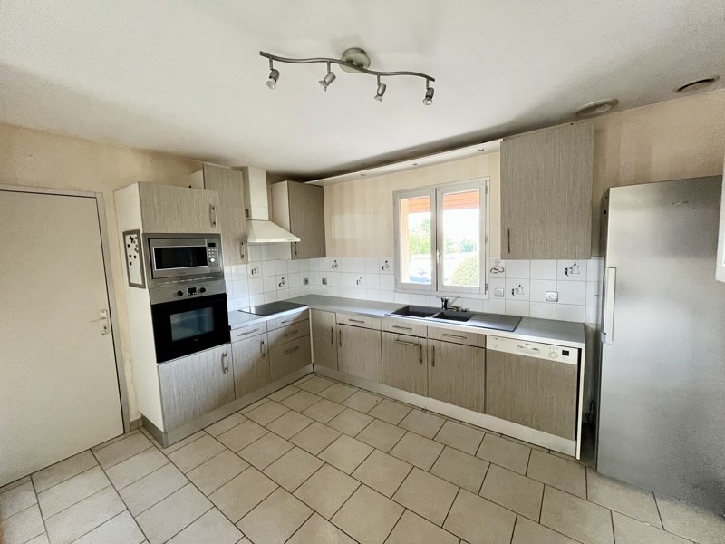Vente Maison LA CHAPELLE ST URSIN - 4 pièces -100 m² - (18570)