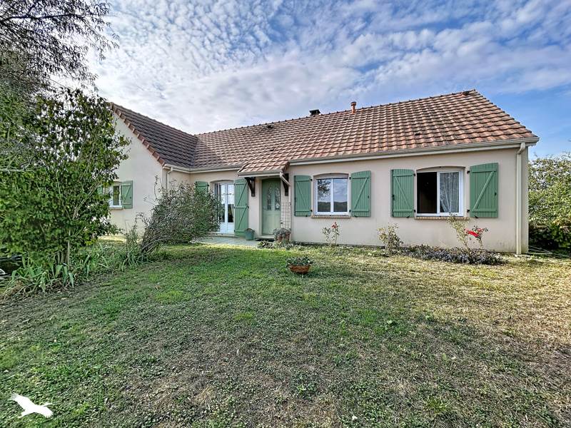 Vente Maison FARGES EN SEPTAINE 18800 6 pièces - 145 m²