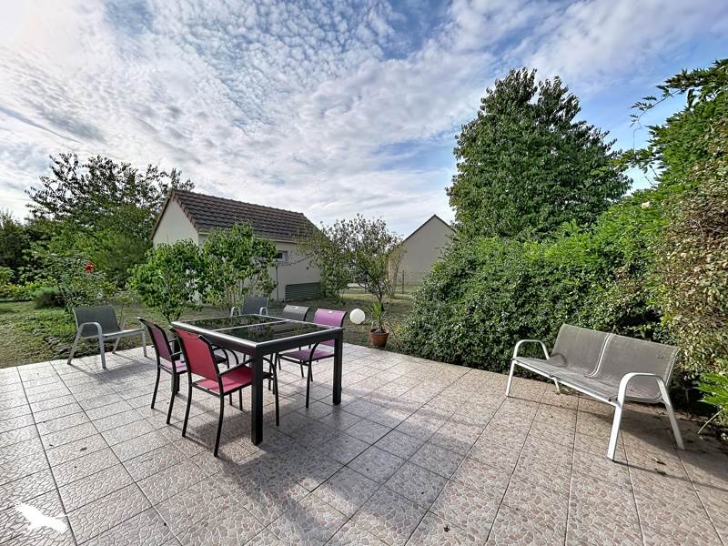 Vente Maison Farges-en-Septaine - 6 pièces -145 m² - (18800)